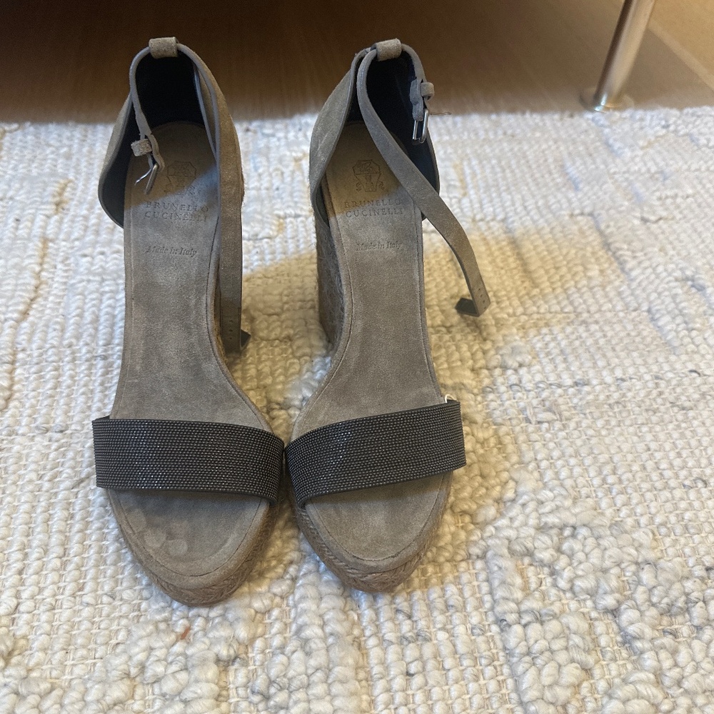 Brunello Cucinelli woman’s wedges platforms new. Size(37).